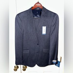 NWT Men's 40R 33W Navy Pinstripe Kenneth Cole Suit